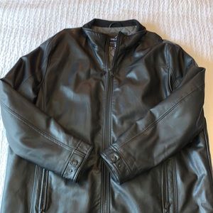 Men’s lined faux leather jacket. NWOT. 3XLT